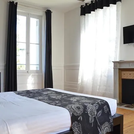 Chateau La Cheze - Bordeaux 3* フロワラック