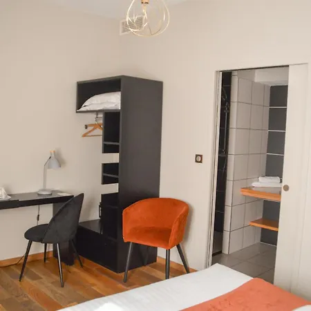 Chateau La Cheze - Bordeaux 호텔 플로이락