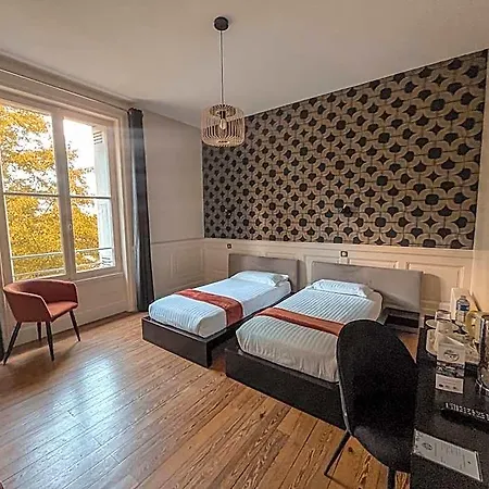 Otel Chateau La Cheze - Bordeaux 3*
