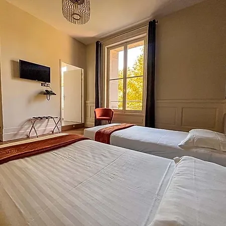 Otel Chateau La Cheze - Bordeaux 3*