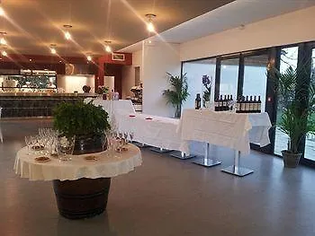 Chateau La Cheze - Bordeaux Otel 3*
