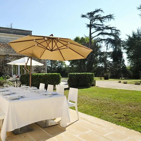 Chateau La Cheze - Bordeaux Otel 3*