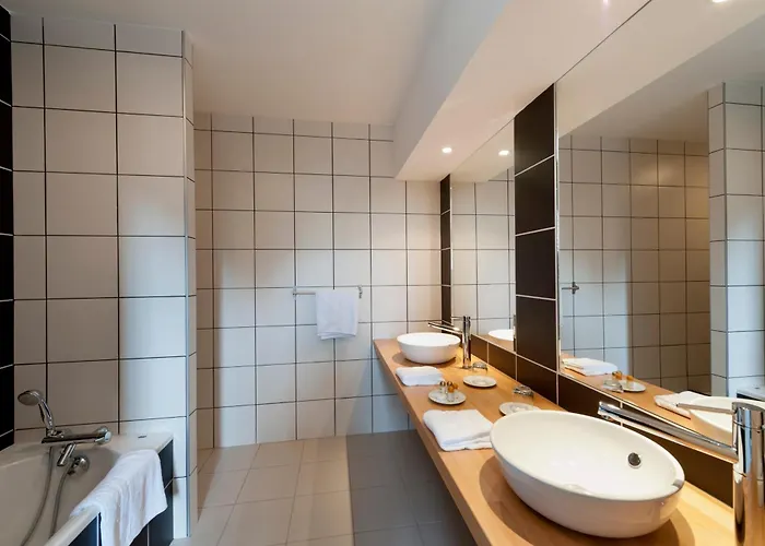 Château La Chèze - Bordeaux 3*